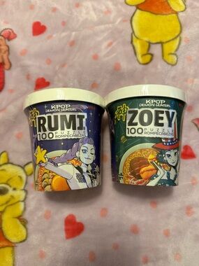 K-Pop Demon Hunters Rumi & Zoey 100-Piece Puzzles - Purple & Teal
